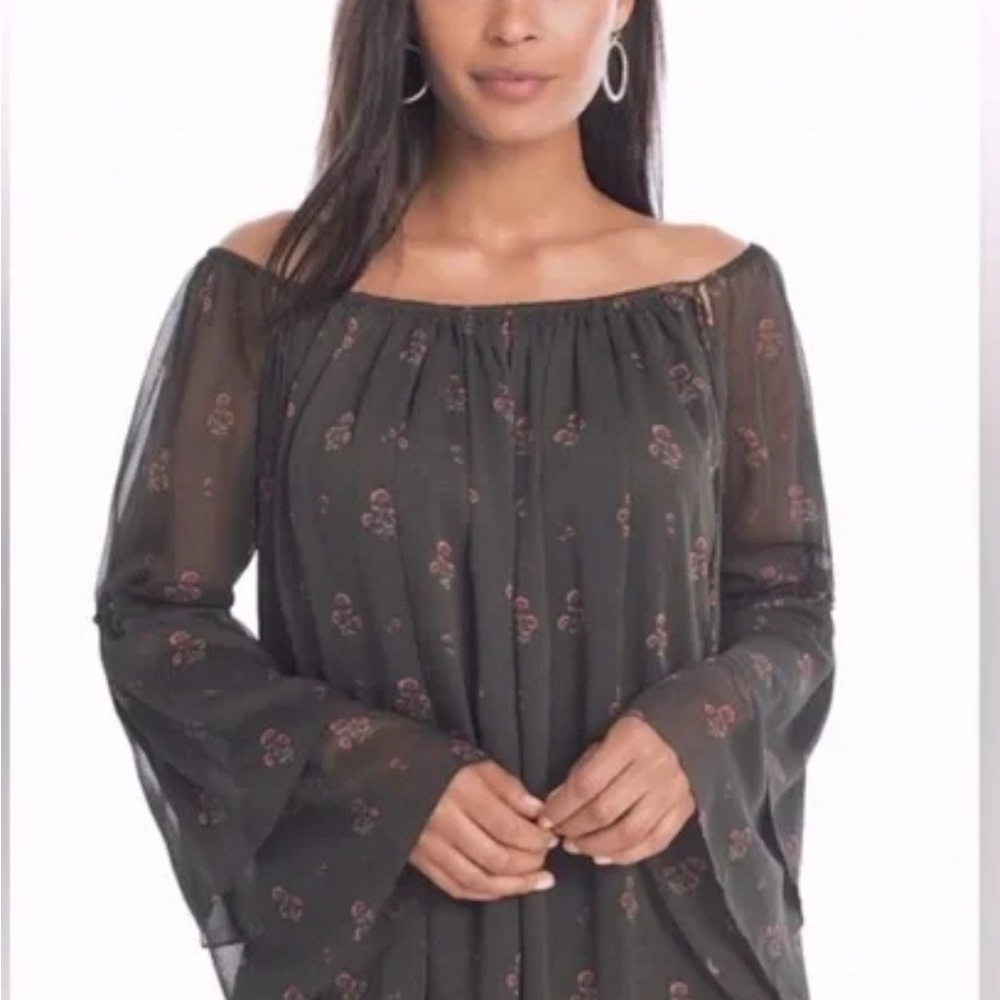 White House Black Market floral top